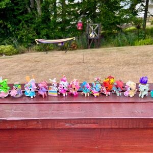 tokidoki Colorful Miniature Figures Set